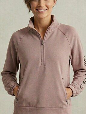 NWT - Medium CALVIN KLEIN sweatshirt w/ zippered pockets. Pullover top. Outdoor